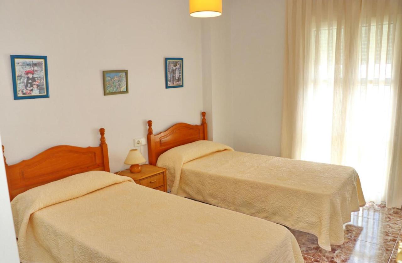 Apartamento La Torre Conil De La Frontera Exterior photo