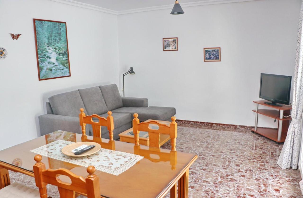 Apartamento La Torre Conil De La Frontera Exterior photo